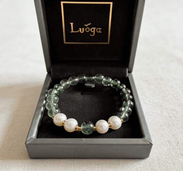 LUOGA Natural Green Phantom Quartz & Freshwater Pearl Bracelet (8mm) - Elegant Healing Crystal Bangle for Women