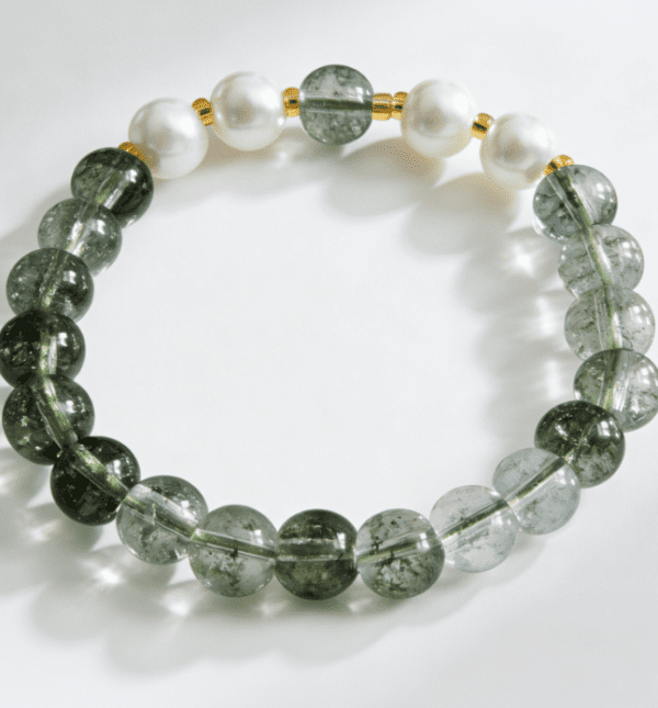 LUOGA Natural Green Phantom Quartz & Freshwater Pearl Bracelet (8mm) - Elegant Healing Crystal Bangle for Women